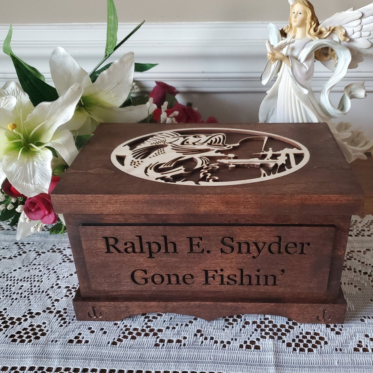 wooden box fishin cremation