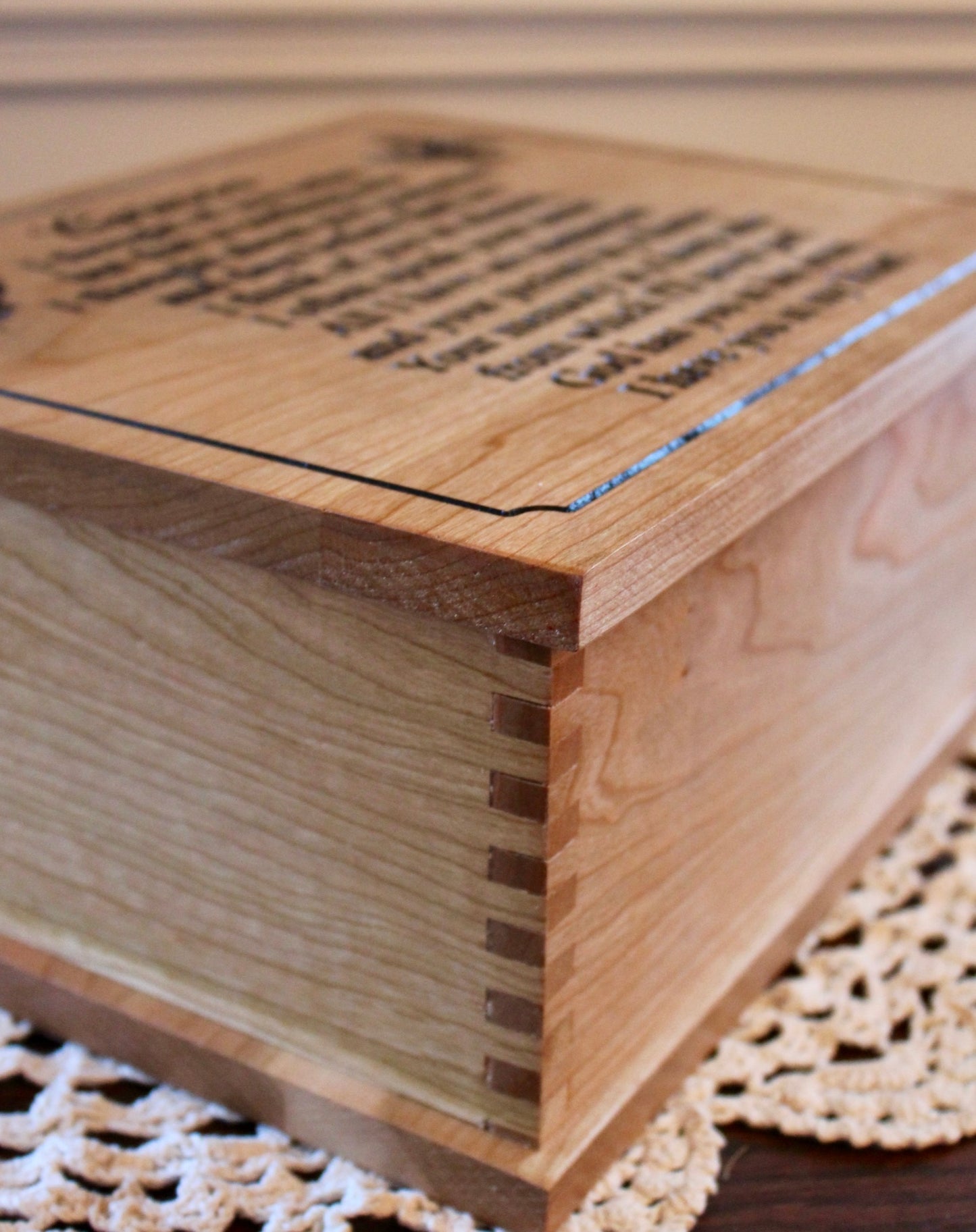 keepsake cremation urn