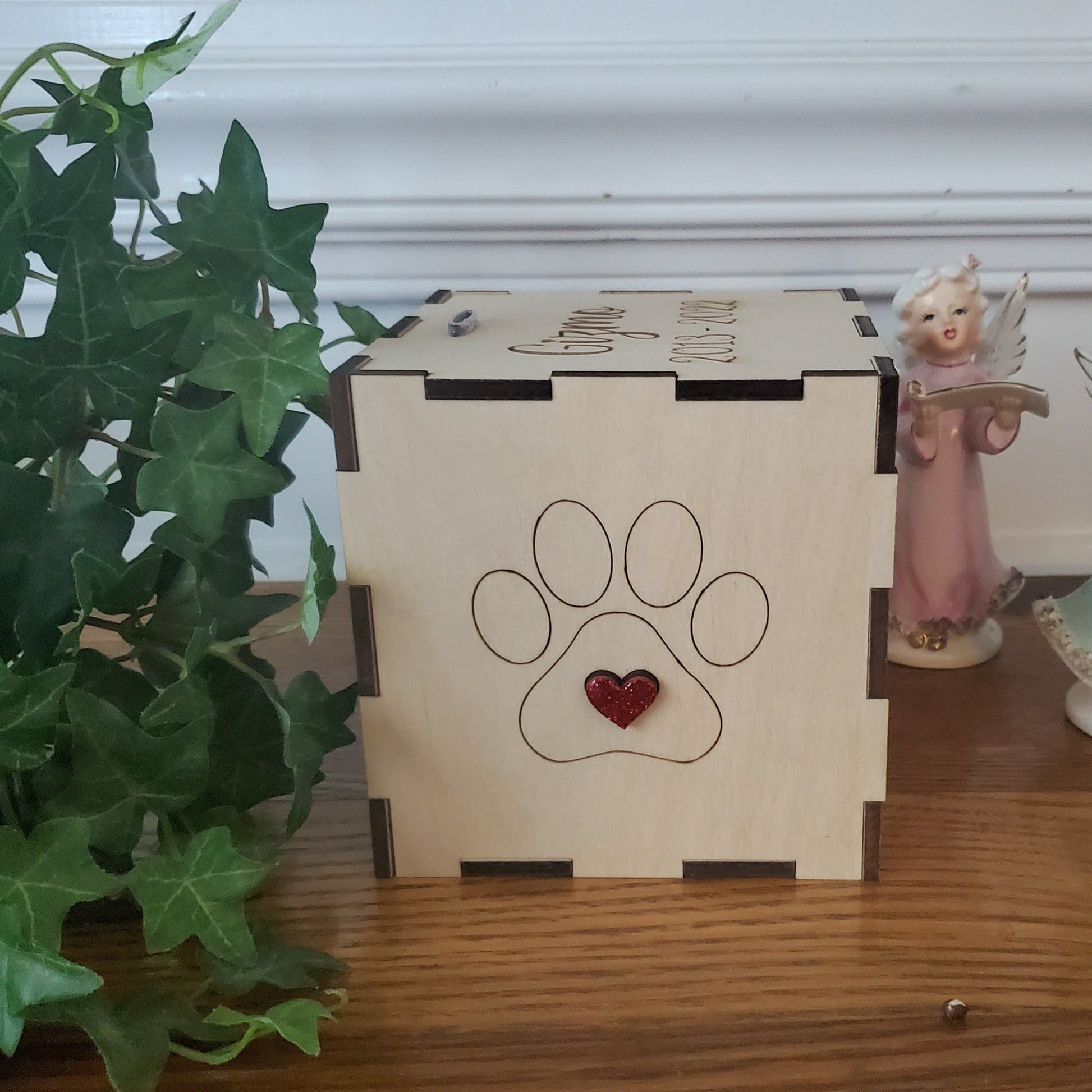 square box for pet remains