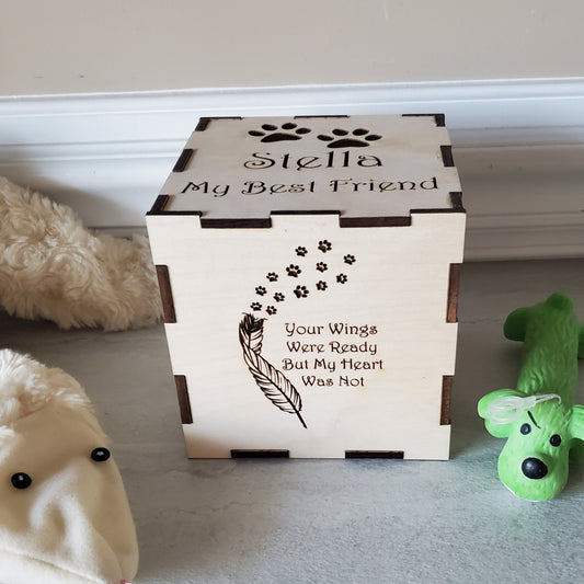 Personalized pet urn