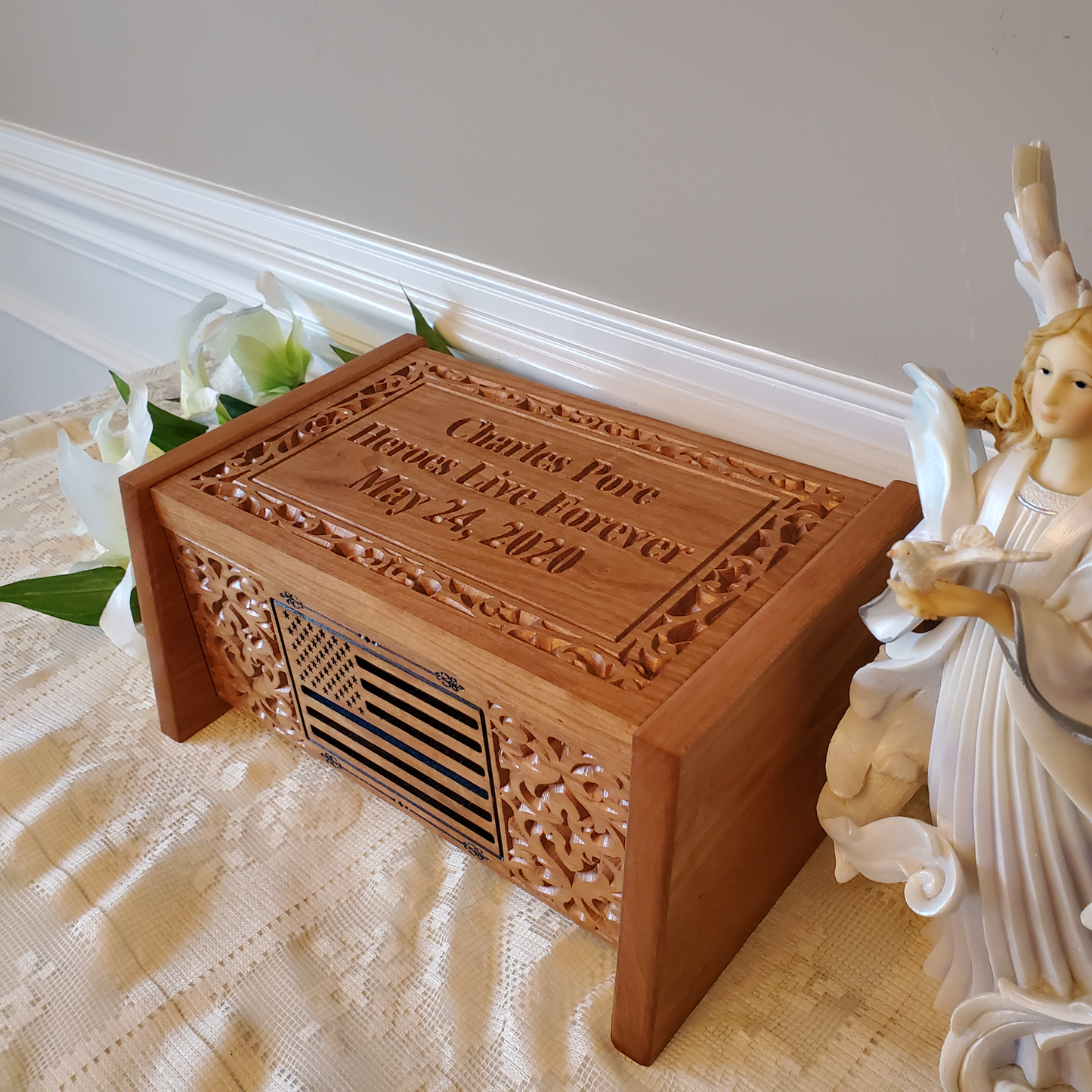 cremation urn wooden